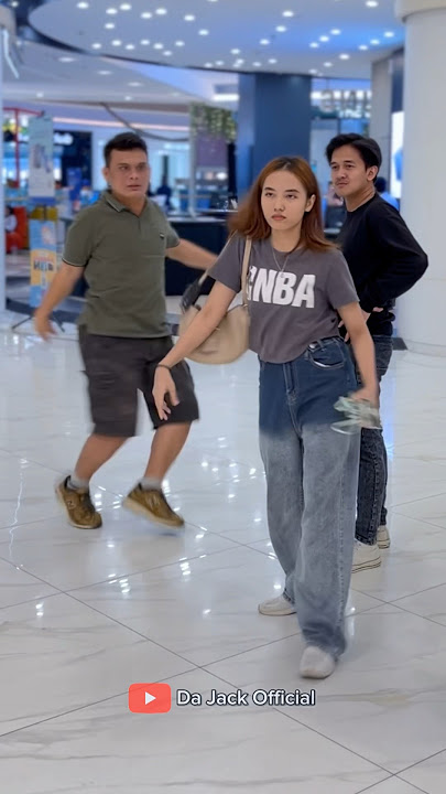 Loh kok emosi !! #prank #sapa #viralvideos #cewekbarbar #trendingshorts #fyptiktok #funnyshorts