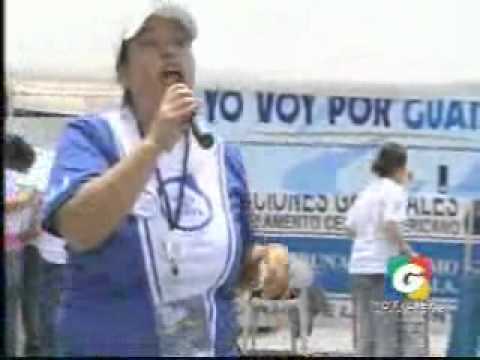 Autoridades y Voluntariado del TSE promueven el voto en Pasos y Pedales.