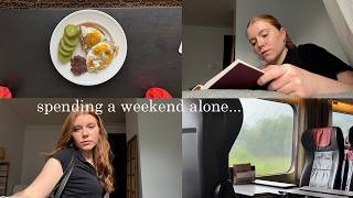 spending a weekend alone | reading, workouts, cooking and more!