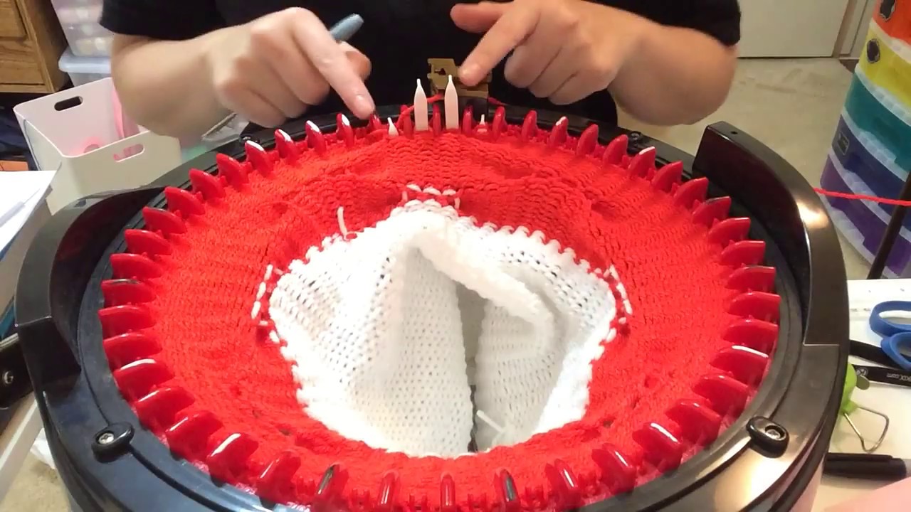 Making a Hat on the Addi Express King Knitting Machine 