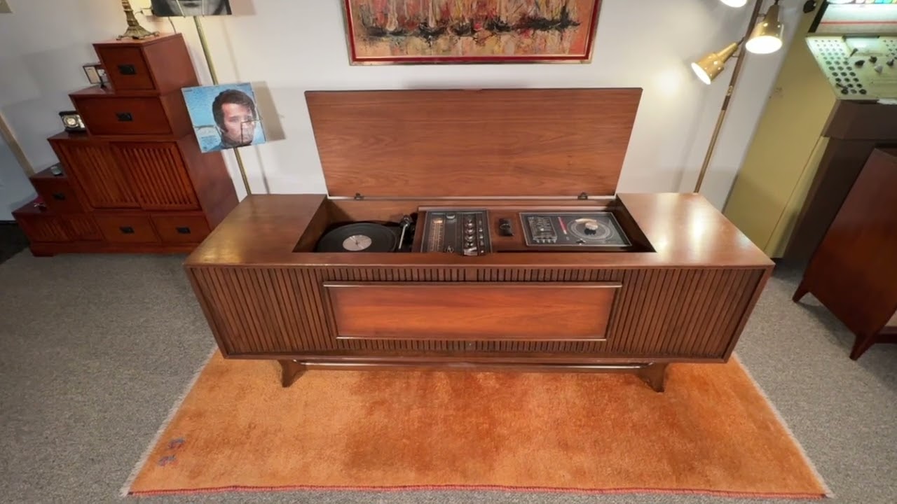 GE Stereo Console Model C843 with the TAC/TD-250 Stereo Library