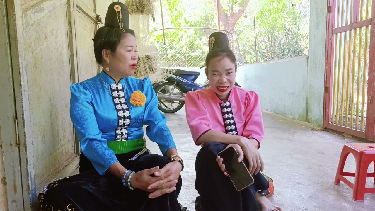 EM HƯƠNG GẶP CHỊ  KIÊM KỂ CHUYỆN CHỌN CHỒNG 