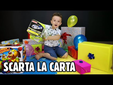 SCARTA LA CARTA | Gianluca Pica | interpreters: friends