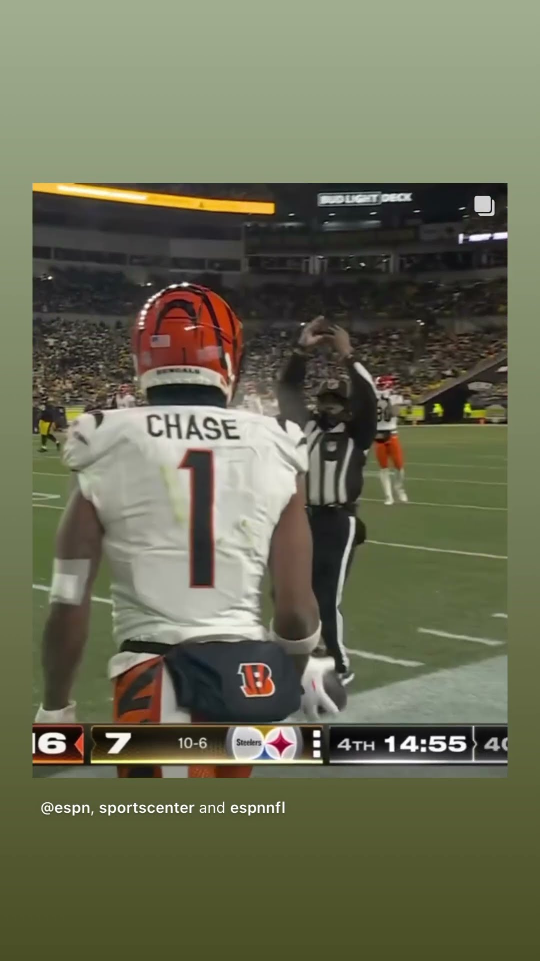 And a catch #hoodnews #joeburrow #bengals #jamarrchase #catch #football #steelers #omg #how #wow #us