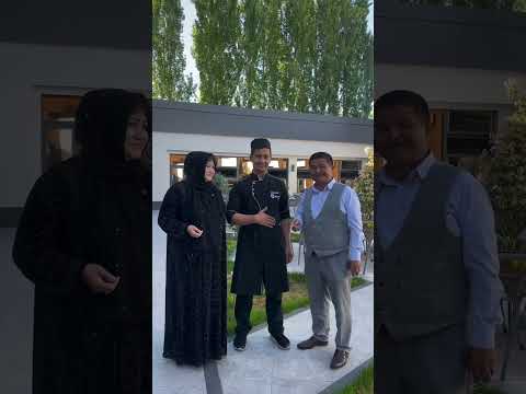 Axror Qo'shmatov hamda Gulchehra Nosirova - Jaloliddin Ahmadaliyev choyxonasida mehmonda