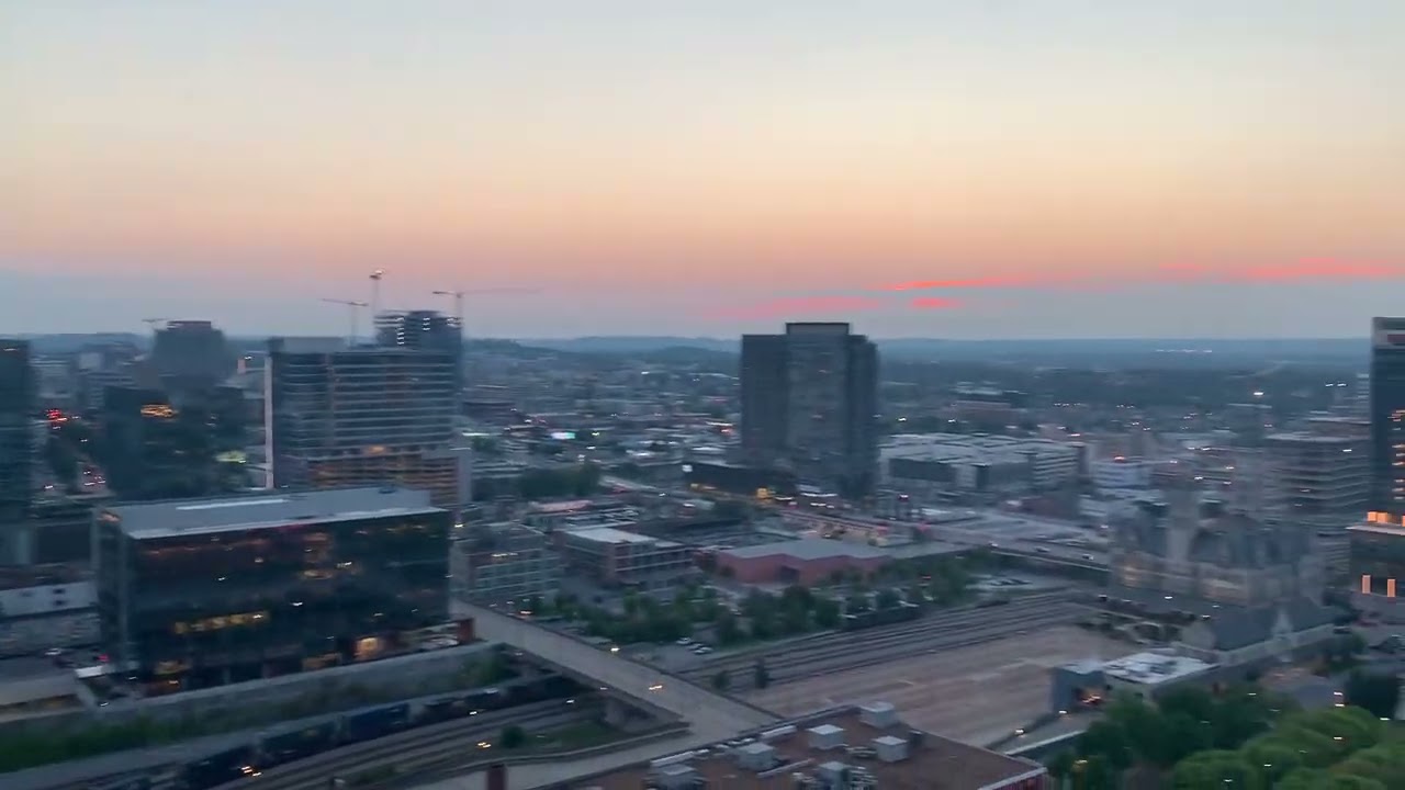 City View Rooftop🏙️🌴🌊
