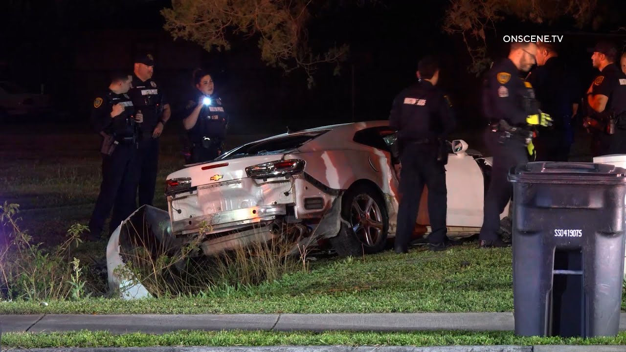 Possible DUI Driver Dies After High-Speed Crash Into Tree - YouTube