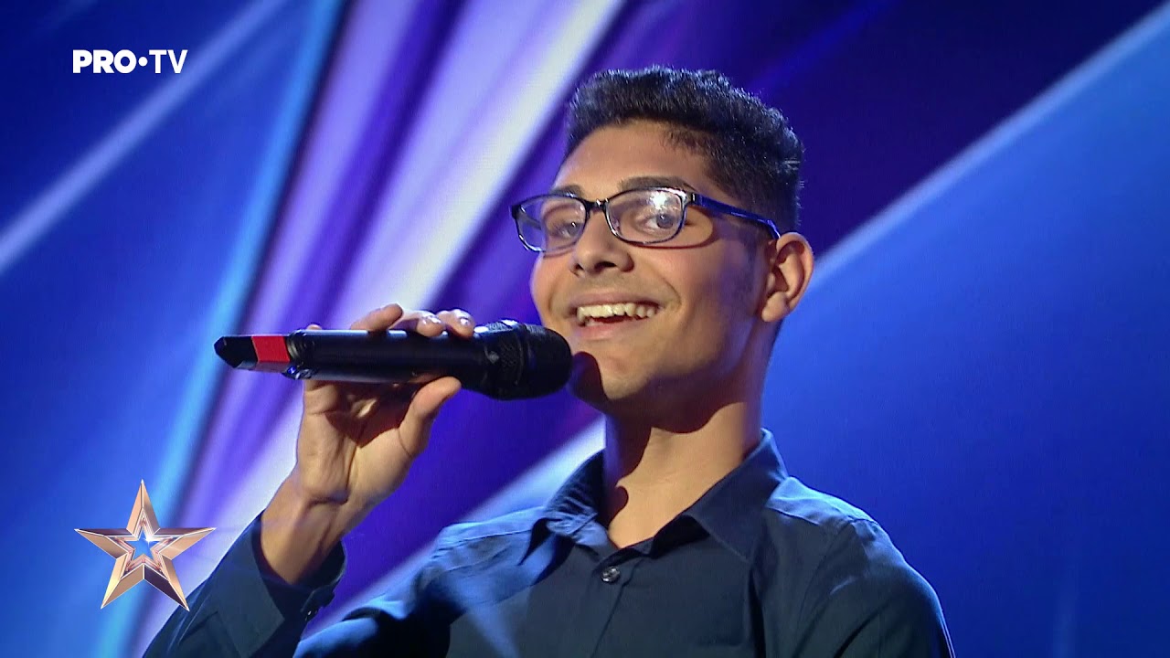 ⁣Folclorul românesc îl avem cu toții în sânge | Mario Dobrică