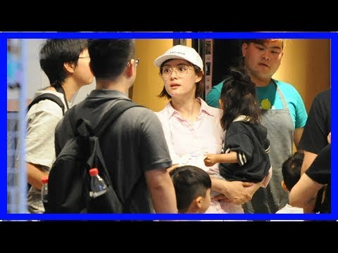 招牌女神太好认!王祖贤逛商场被捕获
