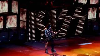 KISS - Hotter Than Hell - Detroit 2009 (2nd Night) - Sonic Boom Tour