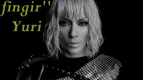 Thumbnail of De que te vale fingir Yuri Letra