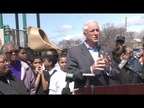 <p>Mayor Bill Finch announces a $375,000 grant to build a new Johnson Oak Park in the East End of Bridgeport.</p>