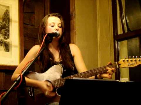 Amy Winehouse - Love Is A Losing Game (Cover) 23/7...