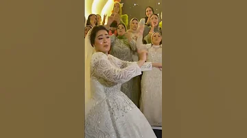 أنا ابيع الدنيا الدنيا Wedding Bridesmaids Weddingparty Explore 