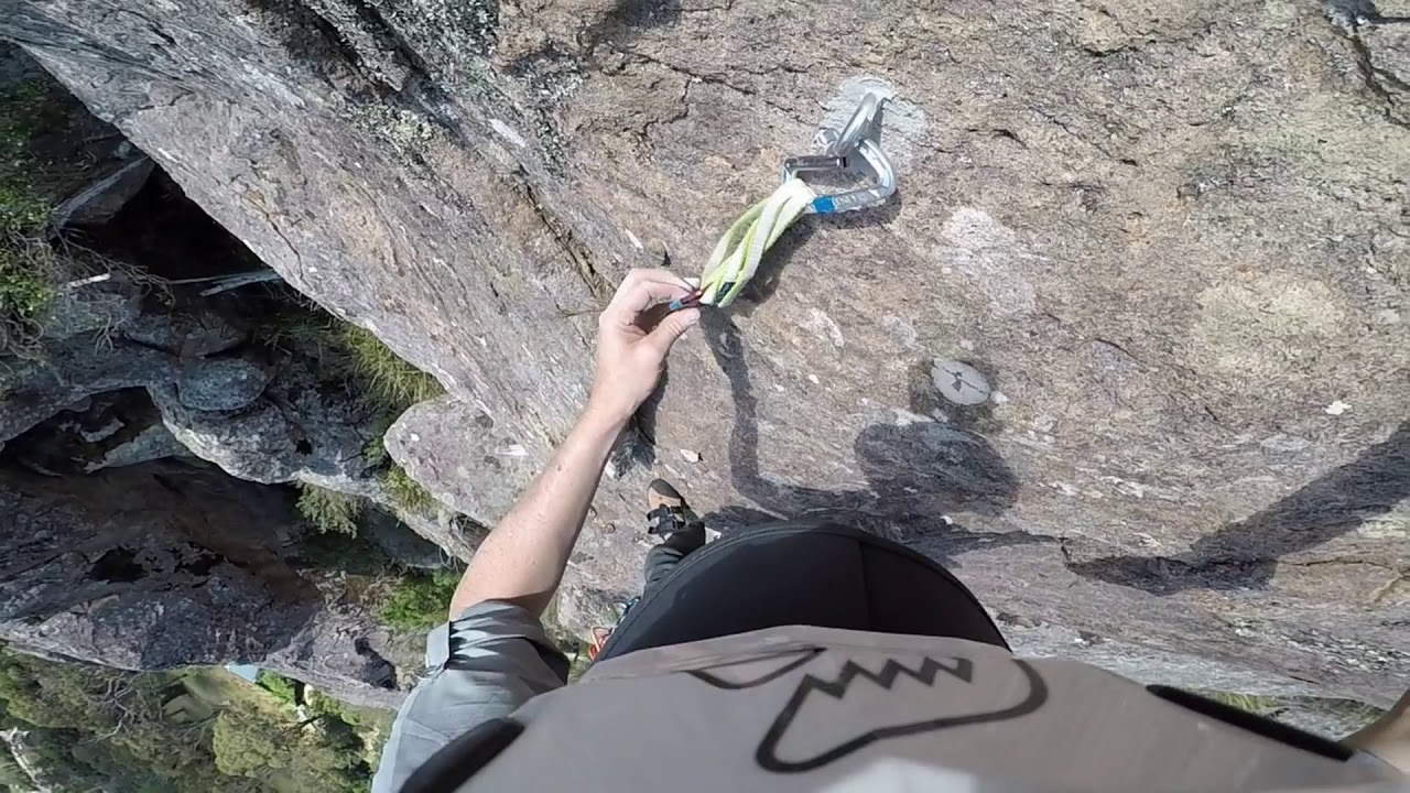 Climbing Here Be Dragons pitch 4 (18) at Mount Gibraltar