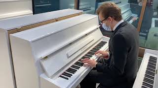 Video thumbnail of "Kawai K-15 valkoinen piano"