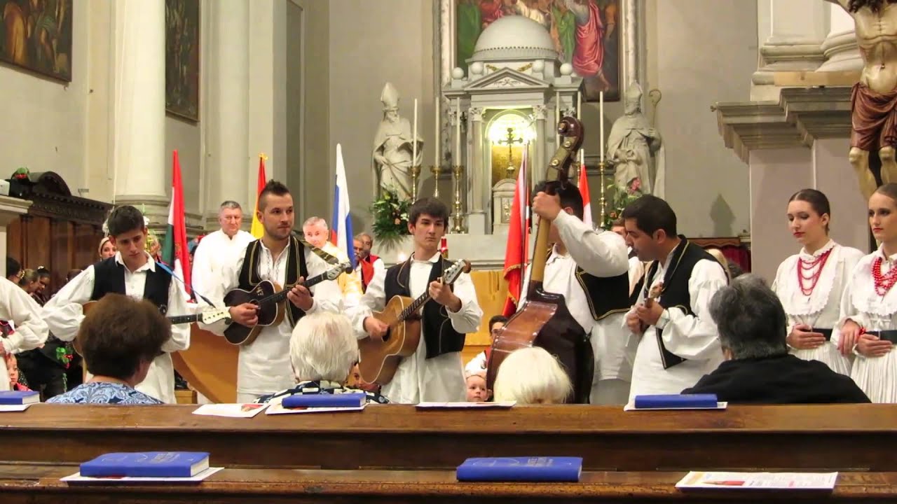 Varaždinski folklorni ansambl - Slavujev poj (Pjesma rastanka) & Si skup lafku noč