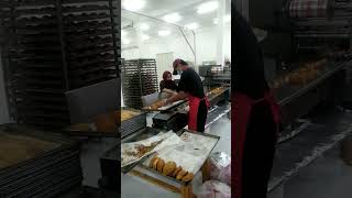 kegiatan sehari2 di tempat kerja#shortsvideo  #rasa boleh diadu#tukang roti ahirzaman