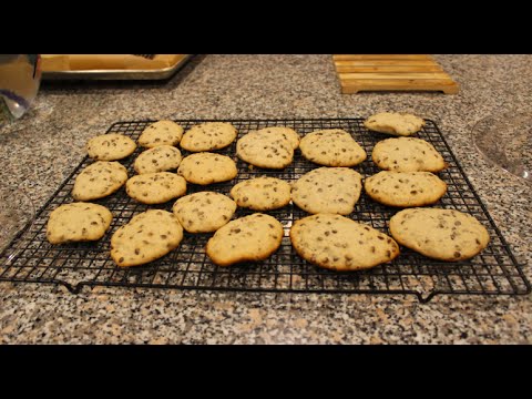 Banana Chocolate Chip Cookies