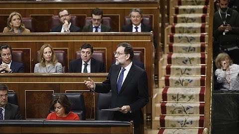 Rajoy y Rufián se enzarzan por Cataluña en el Congreso