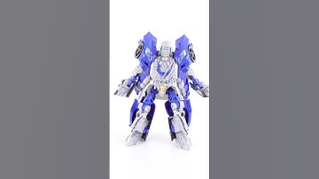 Better than the Original DOTM?! | #transformers Studio Series Que (Wheeljack) Review #shorts