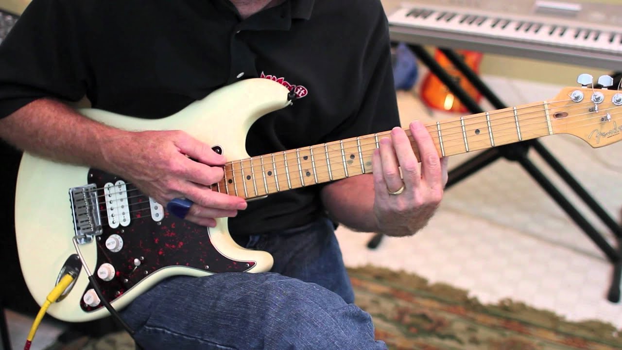 Boss GT-8 Reggae with the Wag Ring (phasor & delay)
