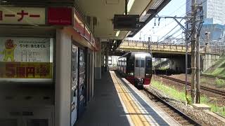 名鉄2200系快速特急新鵜沼ゆき　金山駅1番線入線