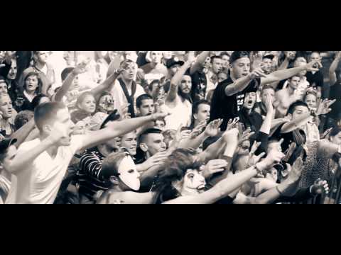 Putar Uninvited 2015 - Pat B