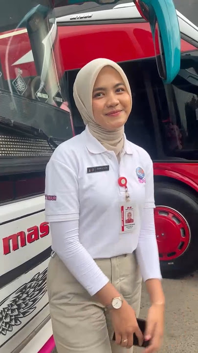 Turns out she's originally from Cilacap, sis Desbita, the beautiful flight attendant on the best ...