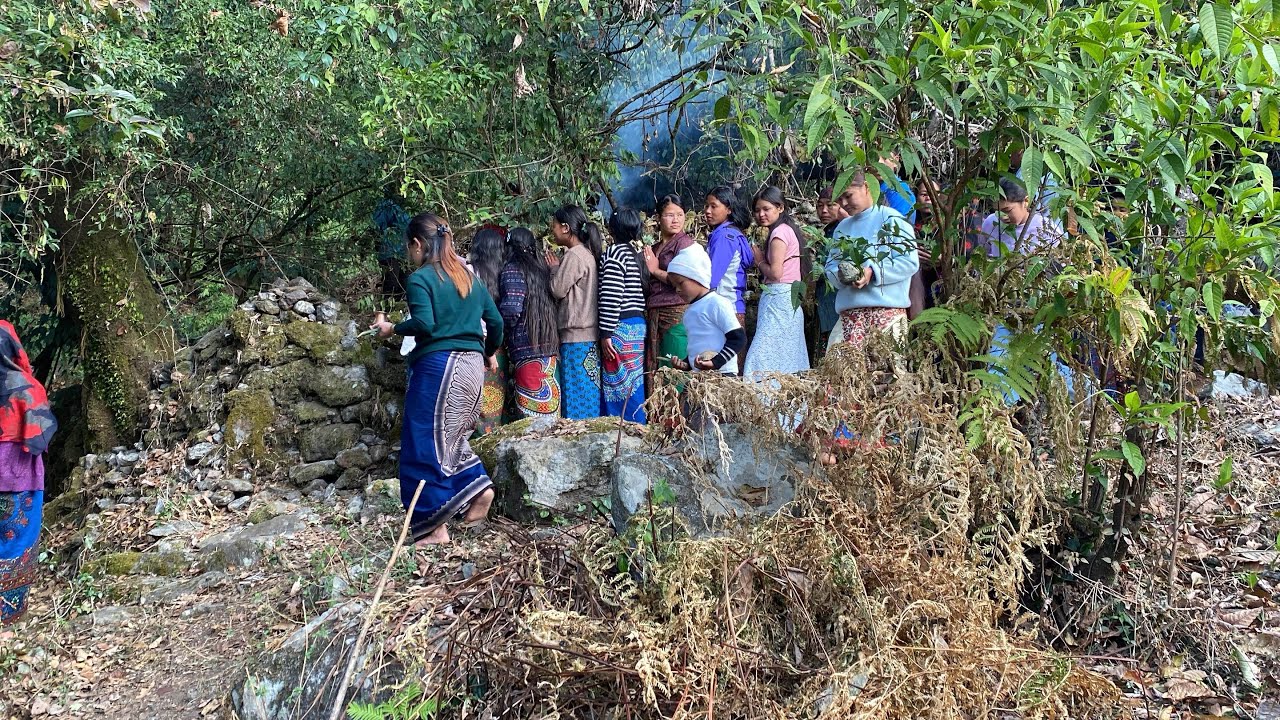 प्रेम दिवस र यज्म्रो पुजा एकै दिन पर्दा को रमाइलो ।