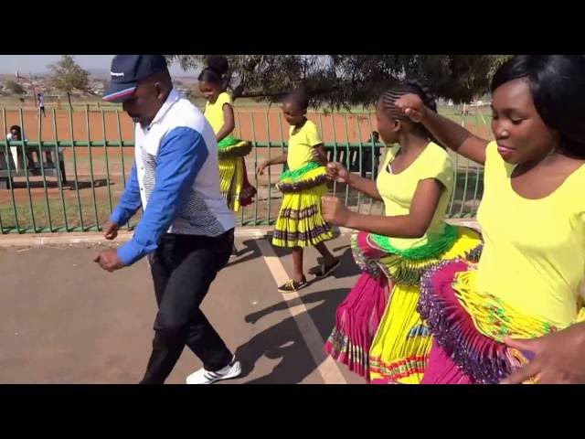 Chauke Dance style class=