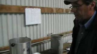 Martin Nagelkirk demonstrates the usage of a Koster tester
