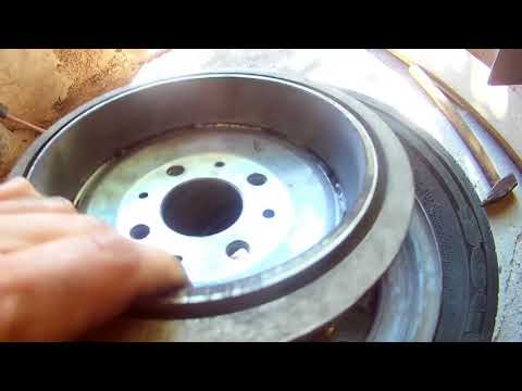 Видео: Можете ли да смените спирачните барабани с дискове?