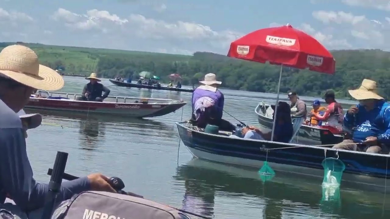 Achamos o cardume de Corvinas no Rio Tietê