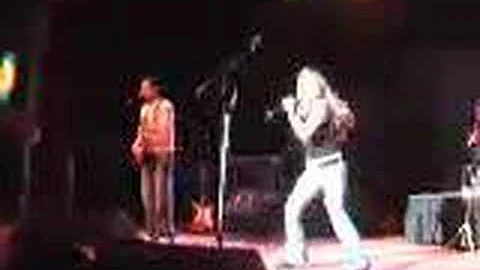 Jewels Hanson performs  "Gone" @ Nashville Star pa...