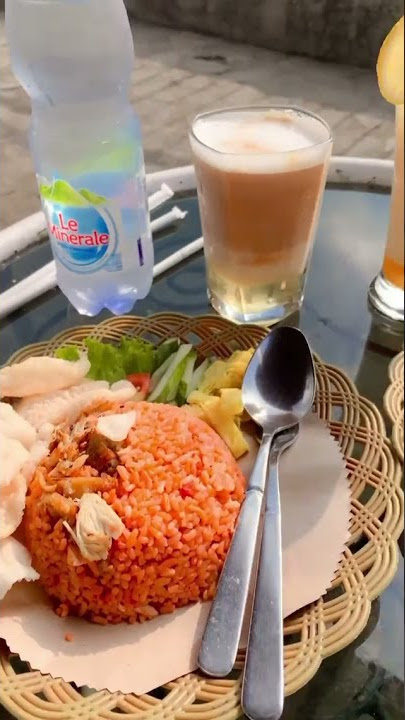 MAKAN NASGOR SIANG HARI SAMBIL LIHAT ALAM TERBUKA | HALU STORY #shorts  #storyhalu #storyig #storywa