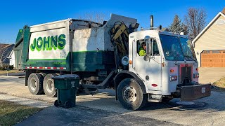 John's Disposal Peterbilt 320 Heil 7000 Side Loader Garbage Truck by MidwestTrashTrucks 1,847 views 4 months ago 8 minutes, 19 seconds