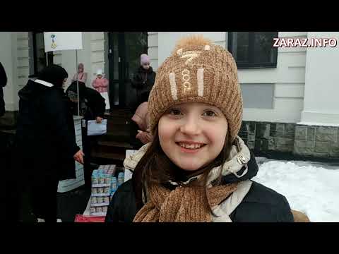 В Полтаві волонтери ГО "ВПО України" привітали дітей переселенців на передодні новорічних свят