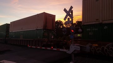NS 213 Intermodal Taylors, SC w/GEVO leader