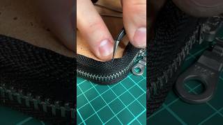 Inserting a zipper by #wildleathercraft