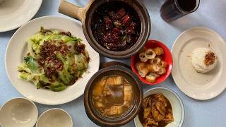 Tua Bak Kia Bak Kut Teh. Nice warm BKT soup hidden underneath an apartment building