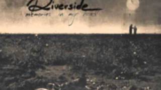 Video thumbnail of "Riverside - Living in the past"