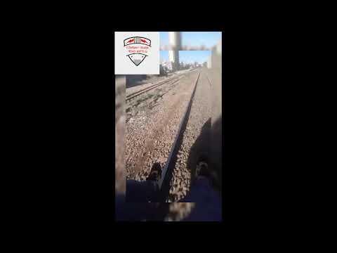 مسافر في الطريق وحدي