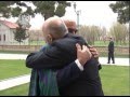 رئیس جمهور غنی با خانواده شهید فرخنده ابراز همدردی و غمشریکی نمود رئیس جمهور غنی با خانواده شهید فرخنده ابراز همدردی و غمشریکی نمود