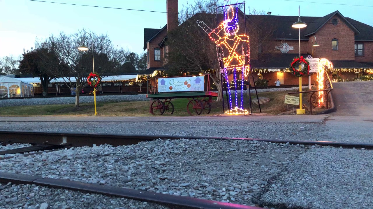 Busy Day At The North Pole Limited Train Ride Chattanooga TN YouTube Busy Day At The North Pole Limited Train Ride Chattanooga TN YouTube