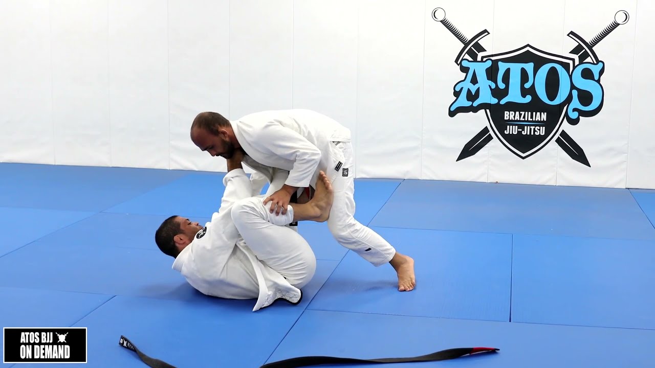 Basic Collar Drag Sweep - Andre Galvao
