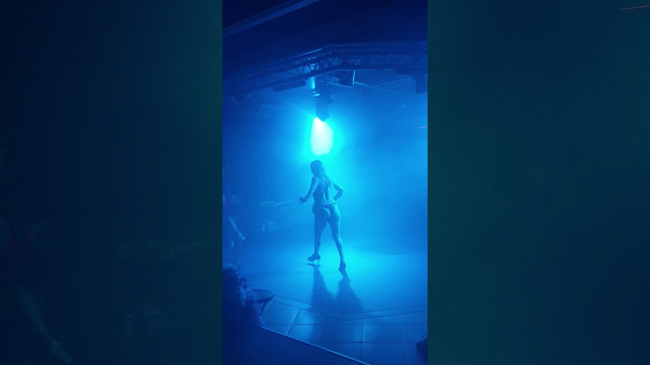 Sticky vicky benidorm naked magic - YouTube