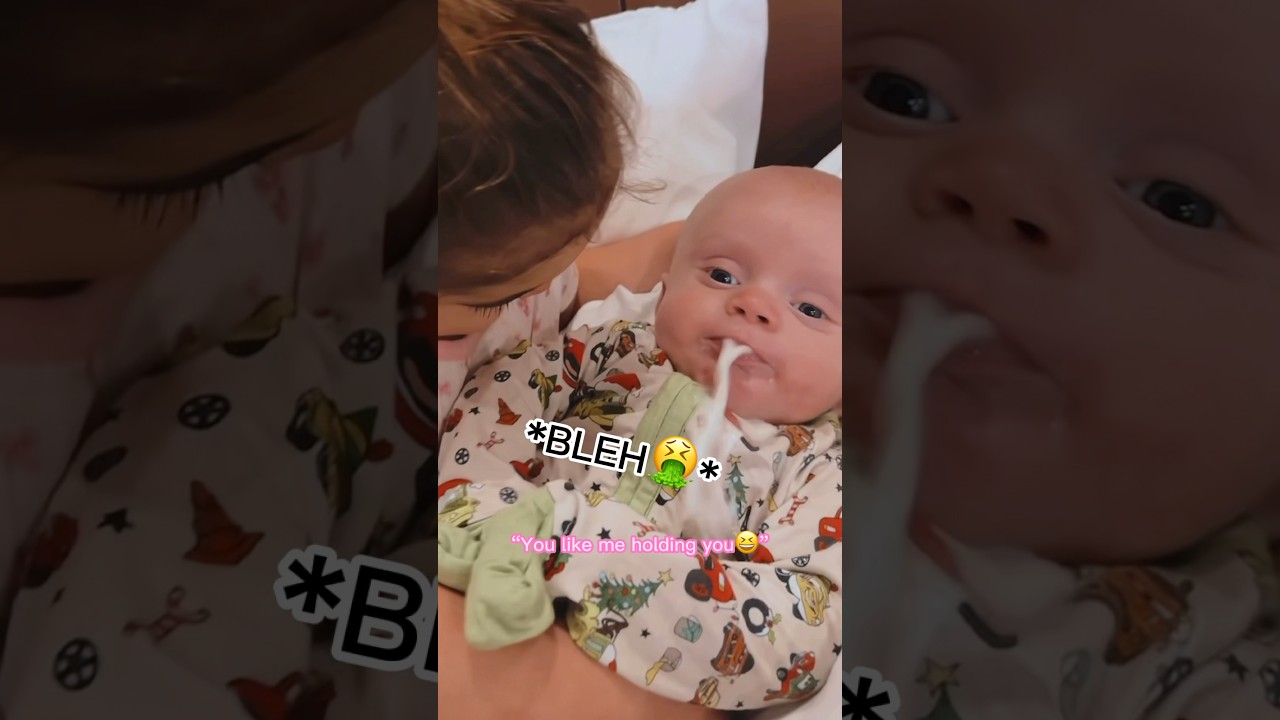 Baby Throws Up On Sister (Hilarious)
