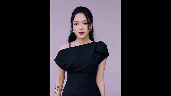 m thi trang thit k Lyn Tran.