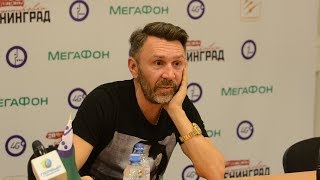 Сергей Шнуров: «Навалять кому-нибудь? Мне 44 года, я старый бабуин, мне это смешно!» Сергей Шнуров: «Навалять кому-нибудь? Мне 44 года, я старый бабуин, мне это смешно!»